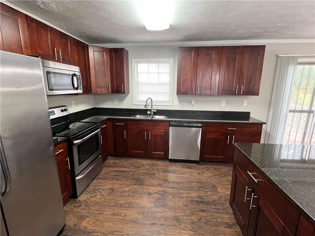 3566 Manhattan Drive