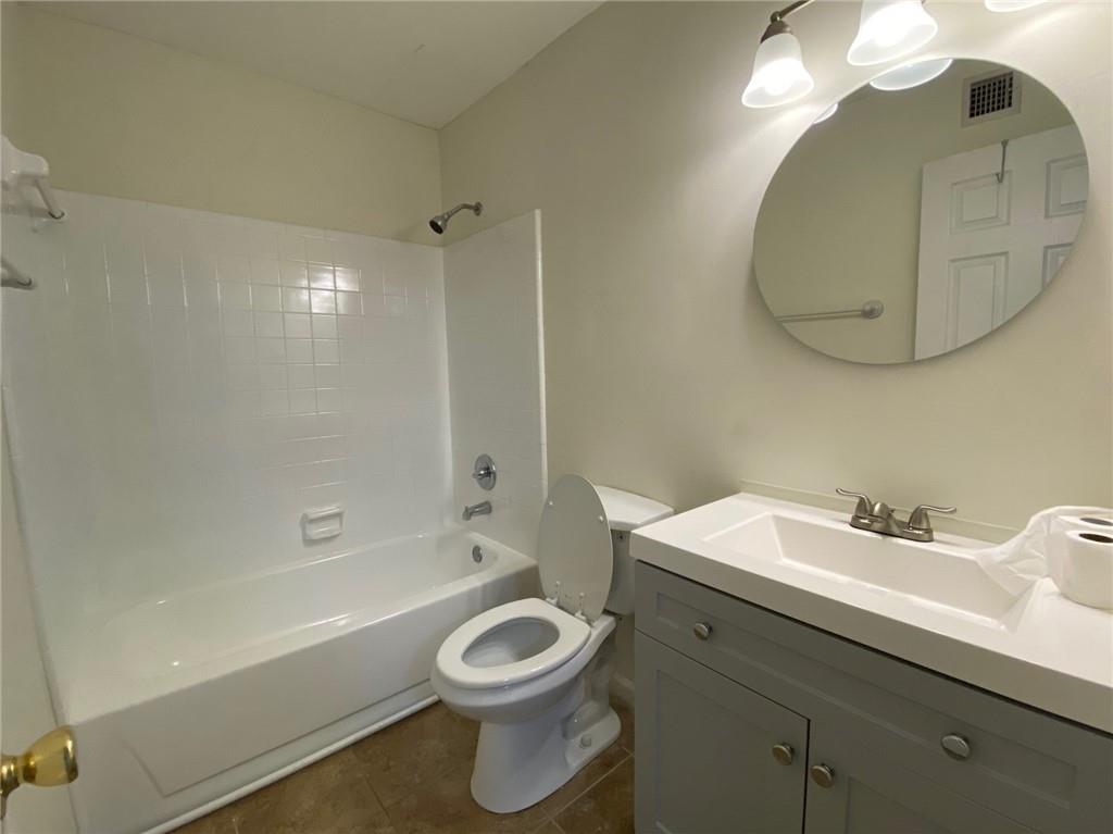 1801 Huntingdon Chase