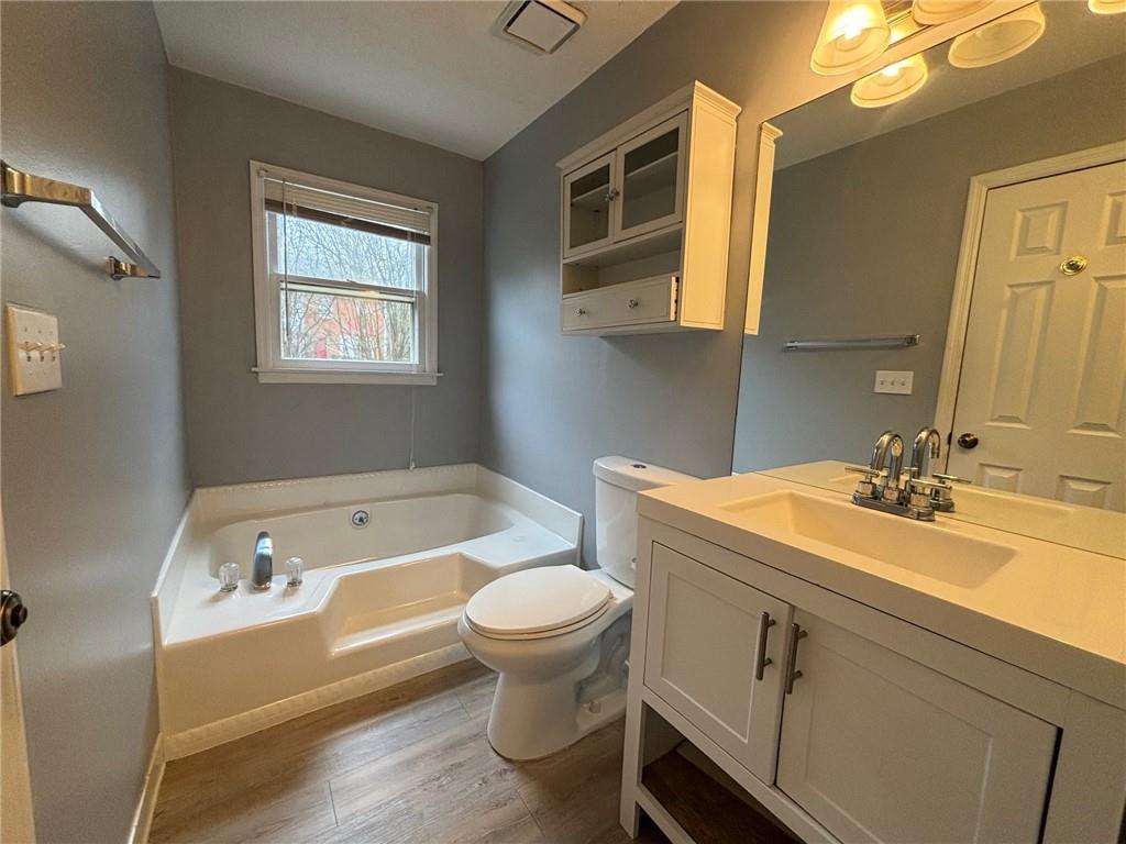 1380 Poplar Pointe SE