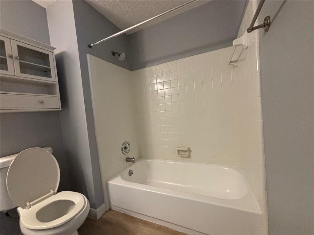 1380 Poplar Pointe SE