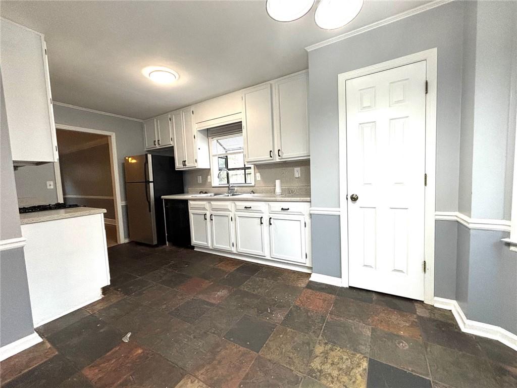 1380 Poplar Pointe SE