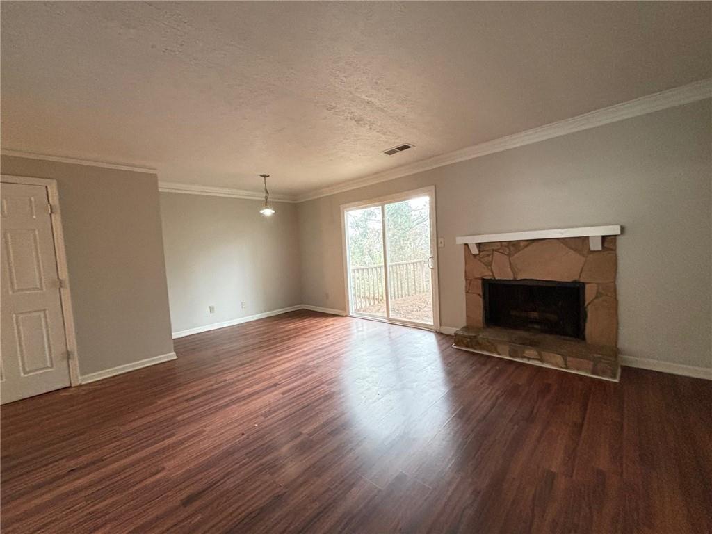 1014 Huntington Trace SE