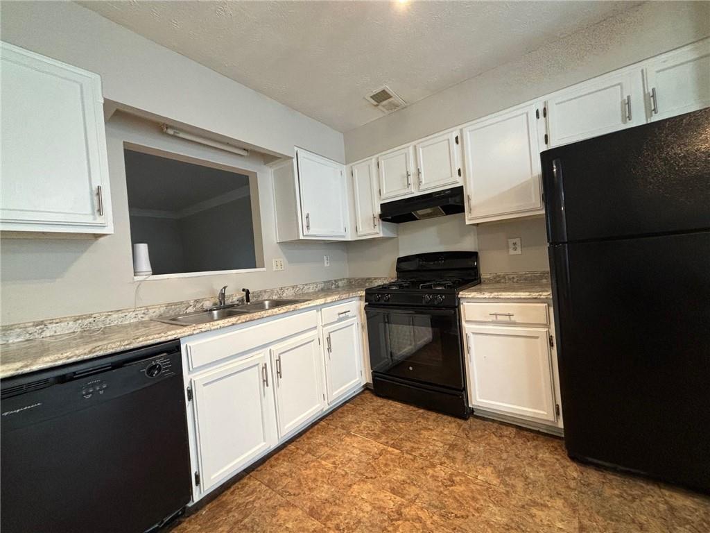 1014 Huntington Trace SE