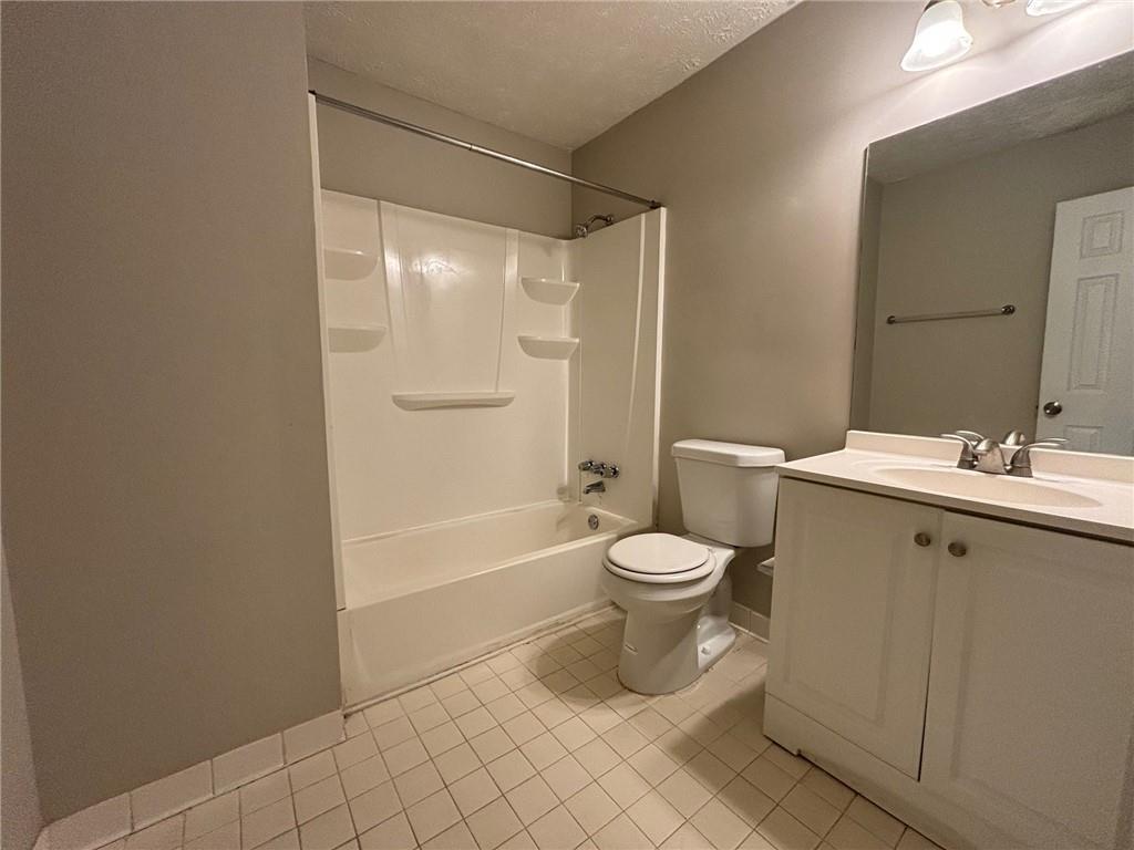 1014 Huntington Trace SE