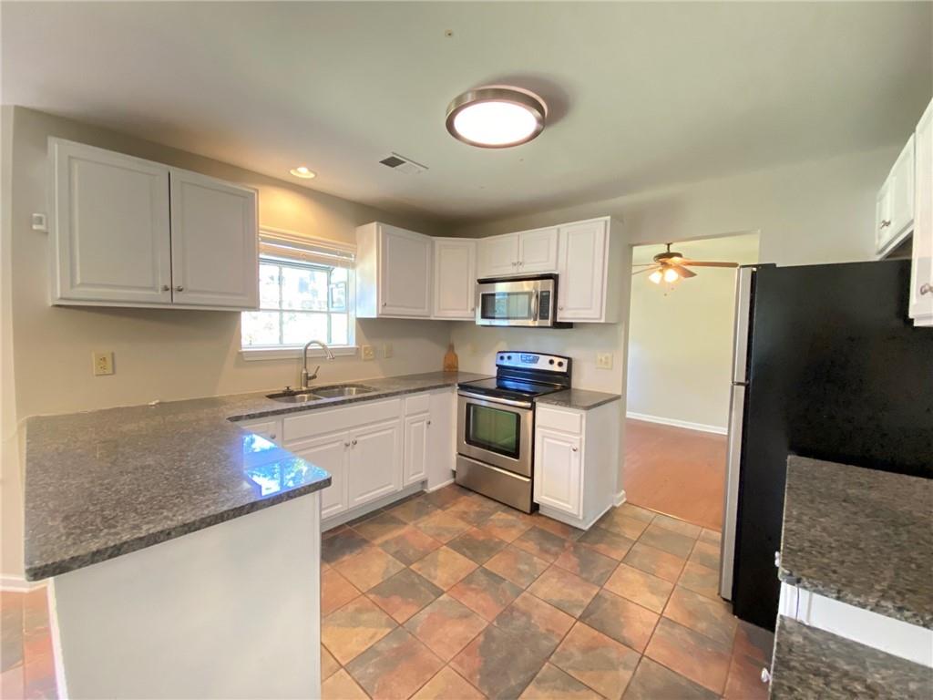 1125 Taylor Oaks Drive