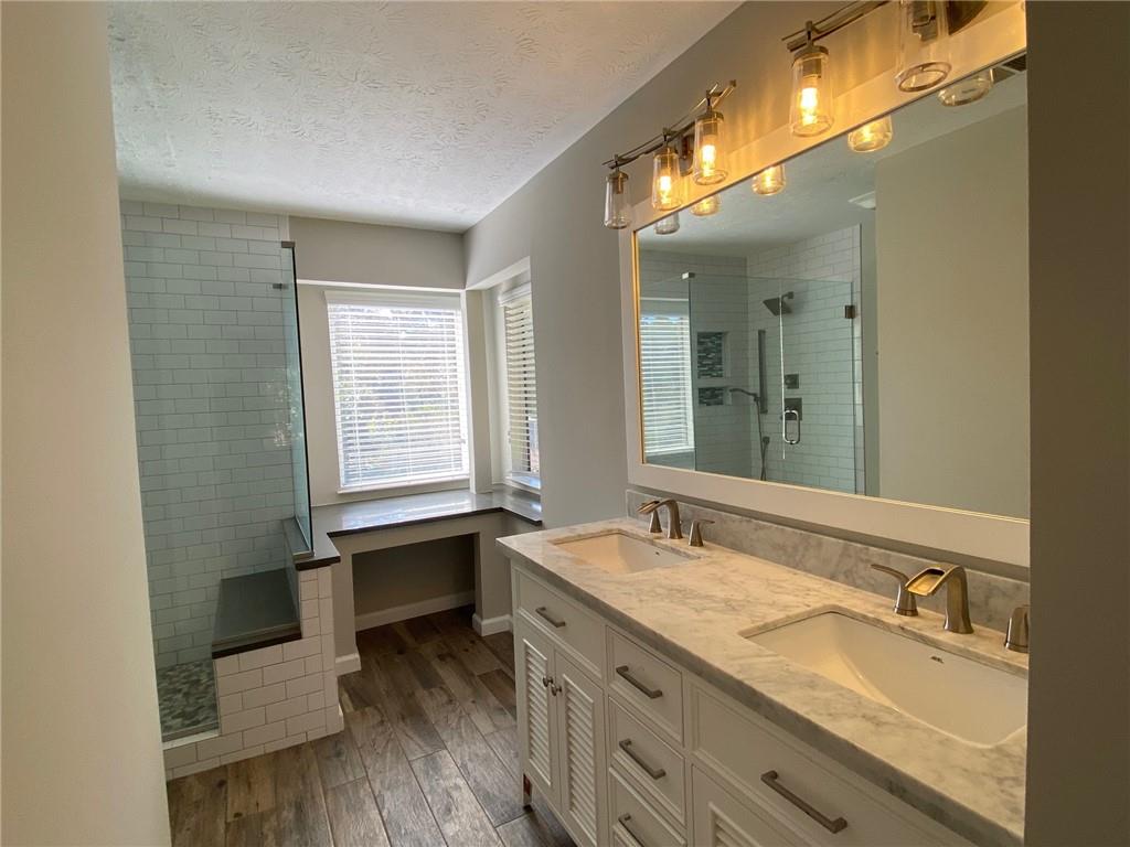 1125 Taylor Oaks Drive