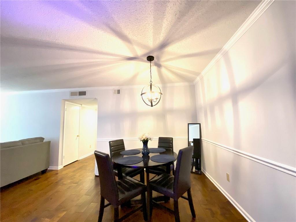 2110 Huntingdon Chase