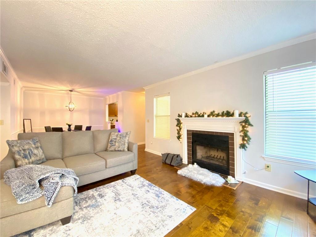 2110 Huntingdon Chase