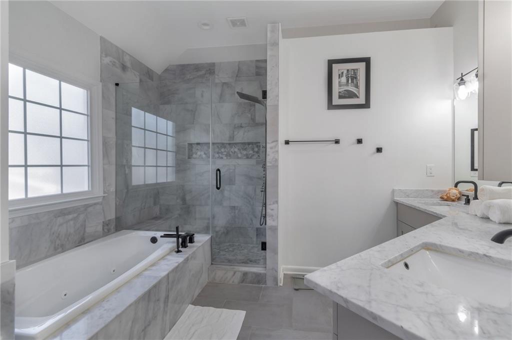 2823 Winter Rose Court