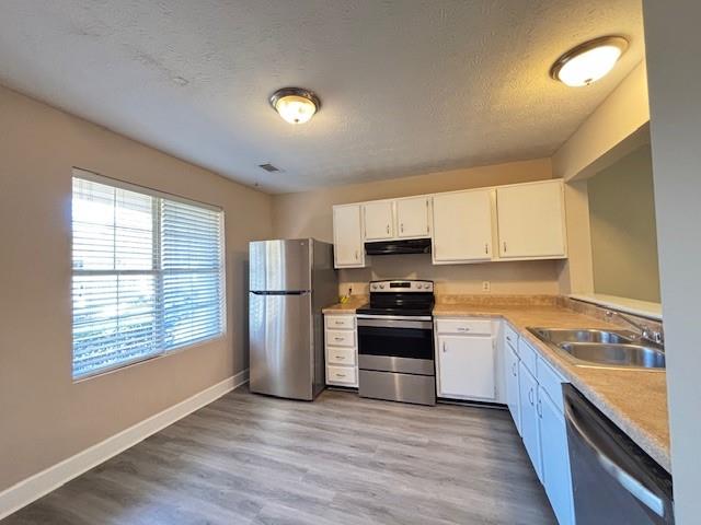 2406 Queen Anne Court