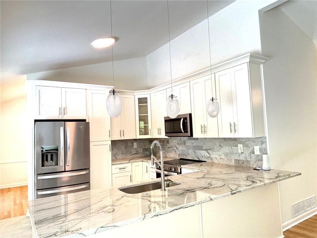 2001 Fisher Trail NE