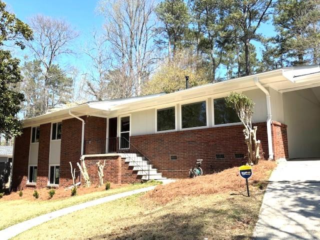 2001 Fisher Trail NE