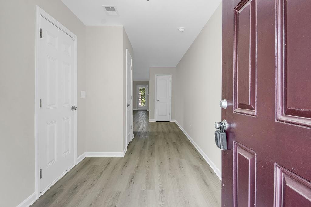 2144 Belmont Circle