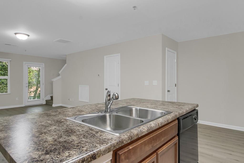 2144 Belmont Circle