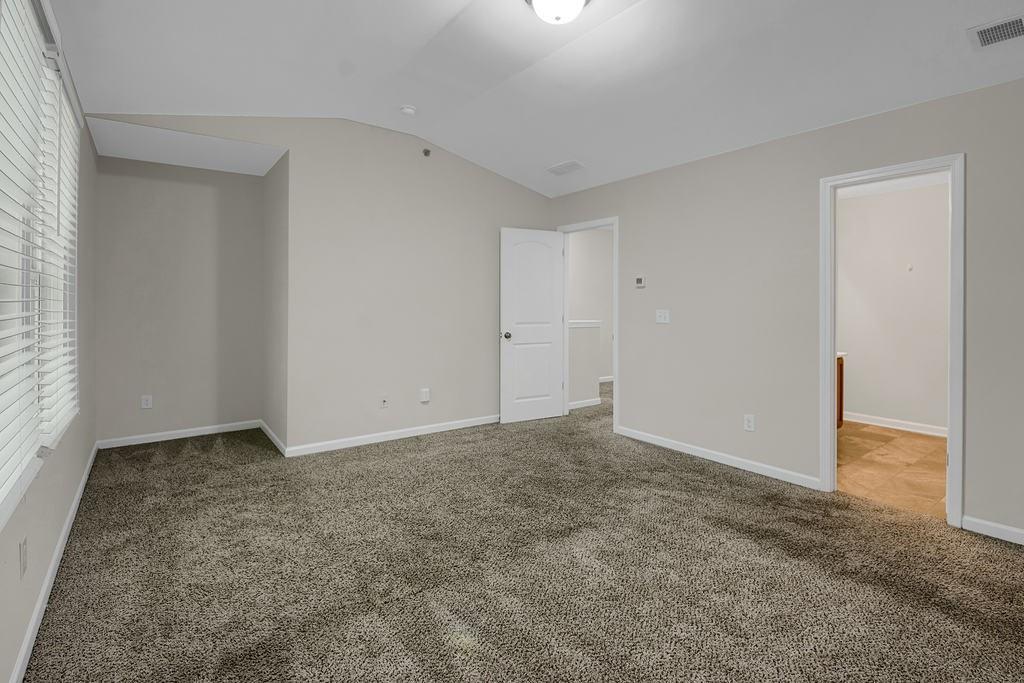 2144 Belmont Circle