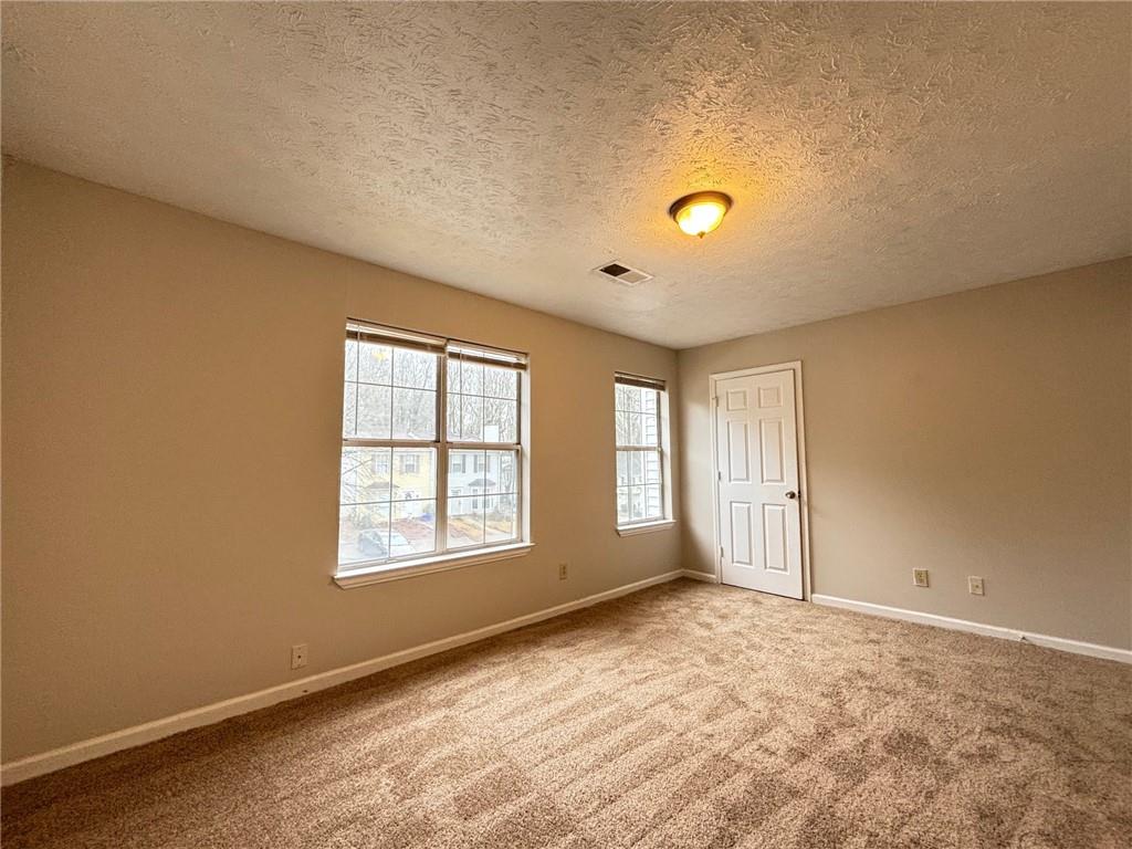 1014 Huntington Trace SE