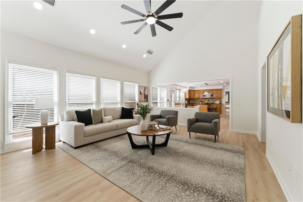 5474 Oxford Chase Way