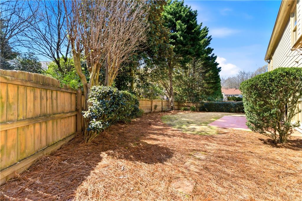 5474 Oxford Chase Way