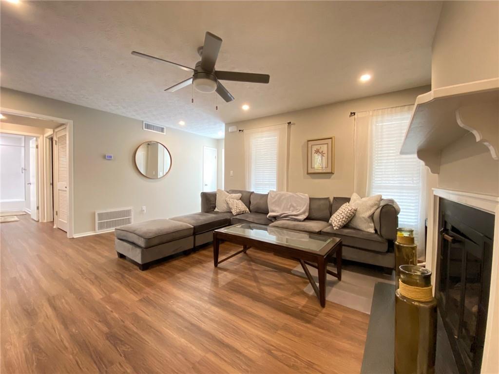 704 Dunbar Drive