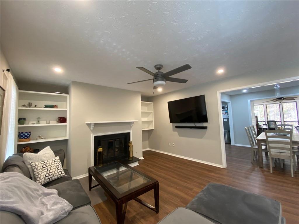 704 Dunbar Drive