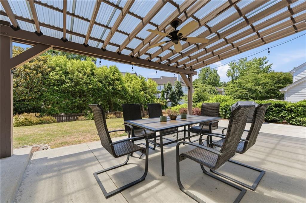 5413 Oxford Chase Way
