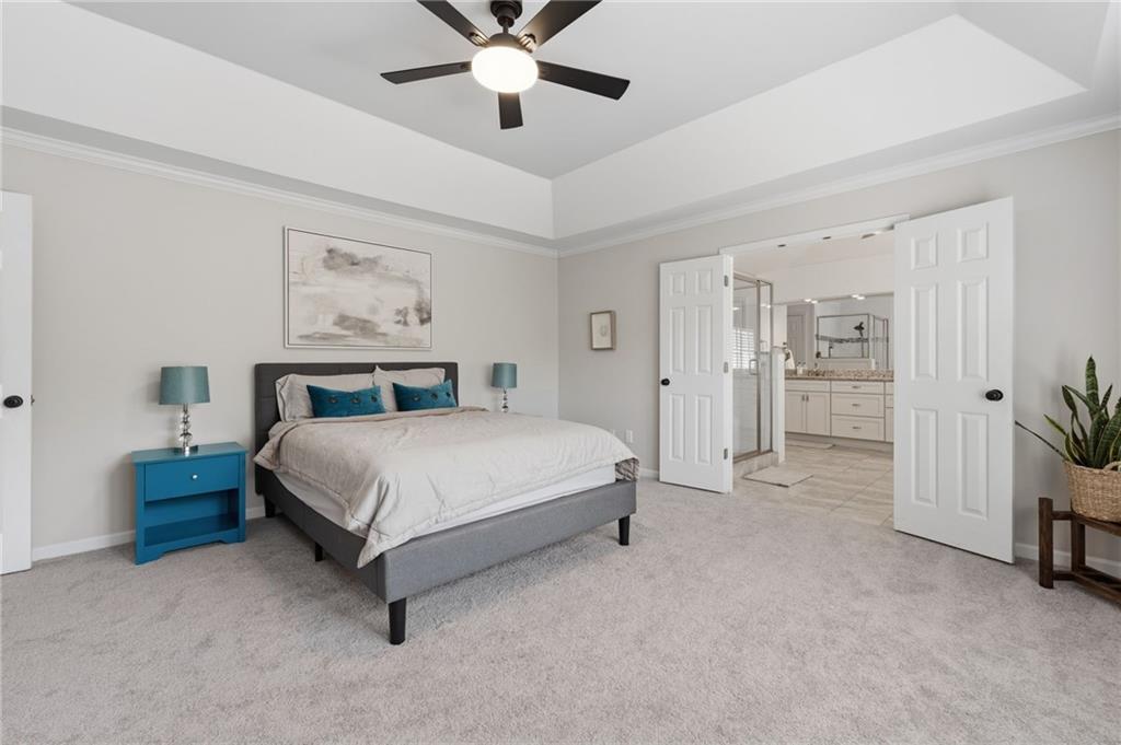 5413 Oxford Chase Way