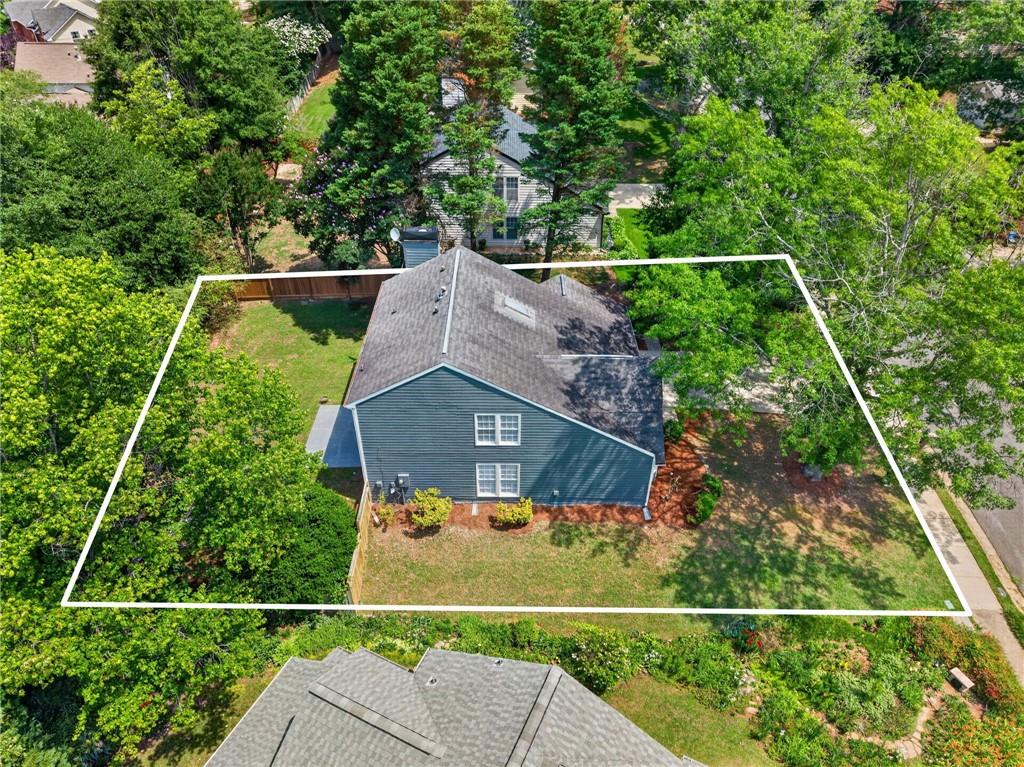 12110 Greenmont Walk