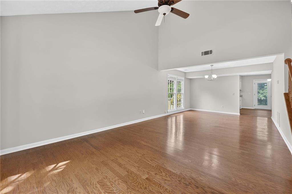 12110 Greenmont Walk