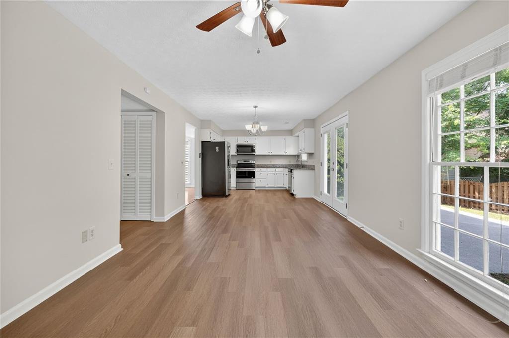 12110 Greenmont Walk