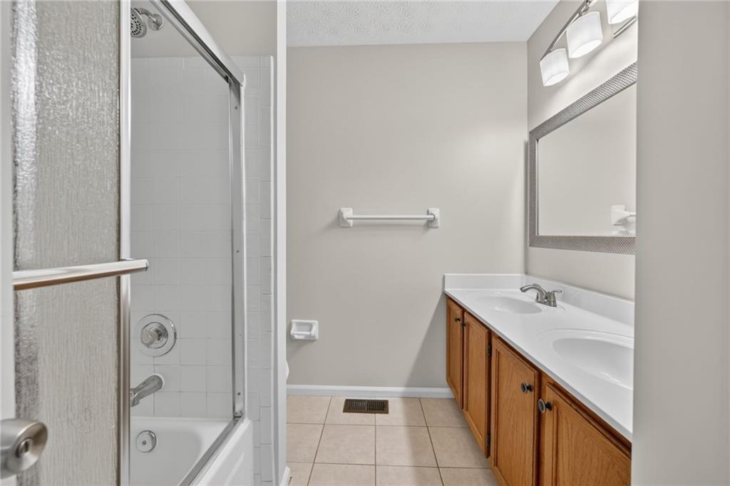 12110 Greenmont Walk