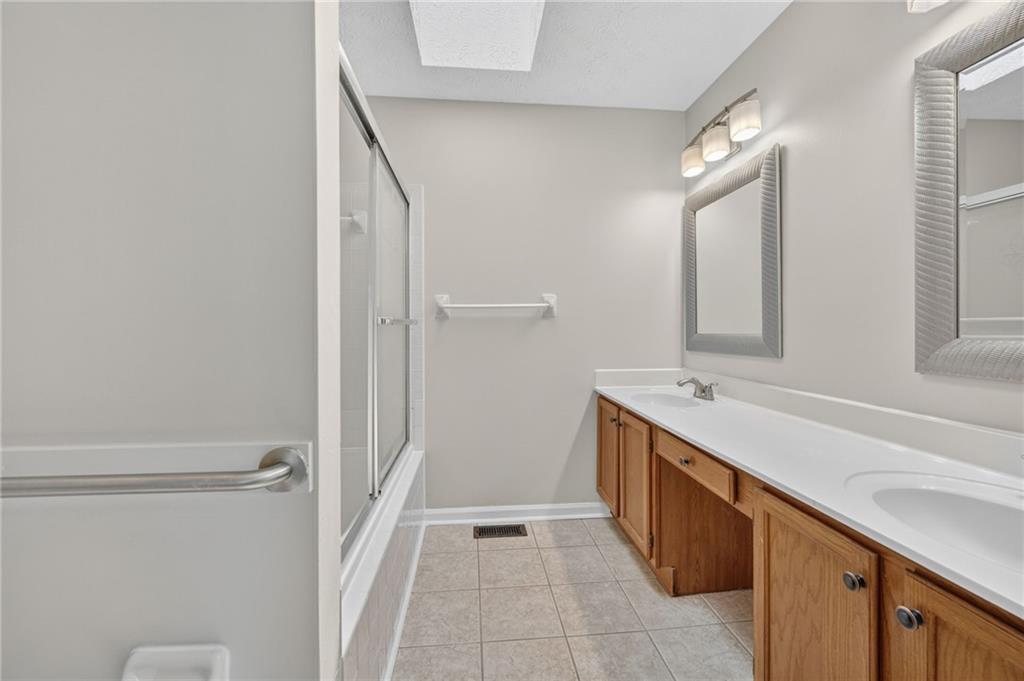 12110 Greenmont Walk