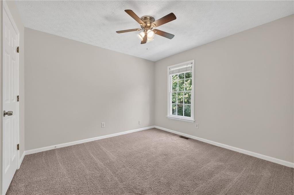 12110 Greenmont Walk