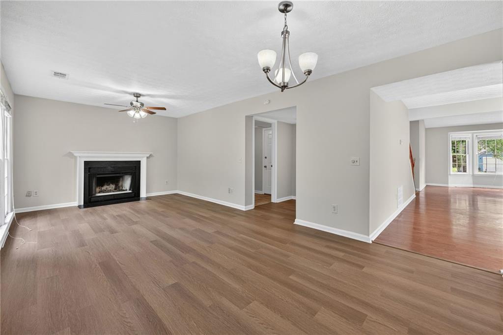 12110 Greenmont Walk