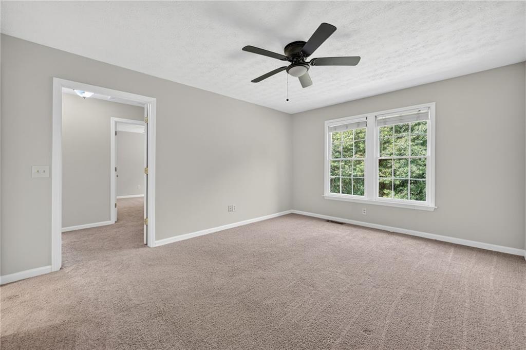 12110 Greenmont Walk