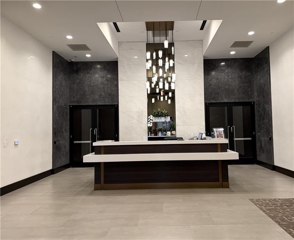 855 peachtree Street NE Unit 1915