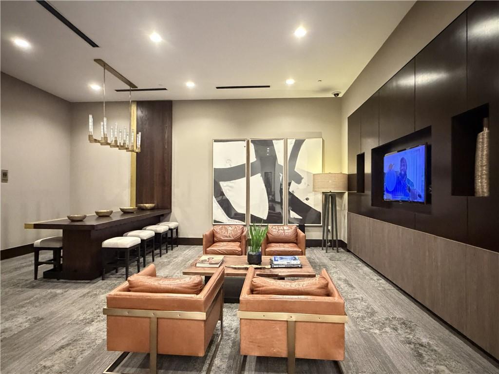 855 peachtree Street NE Unit 1915