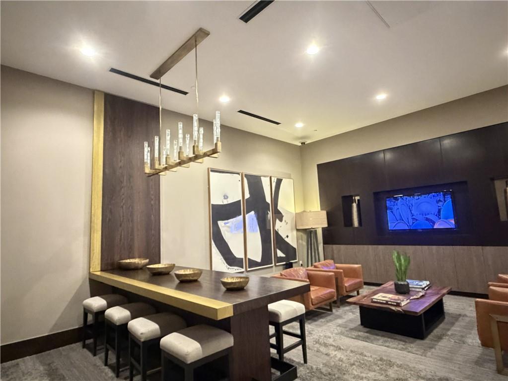 855 peachtree Street NE Unit 1915