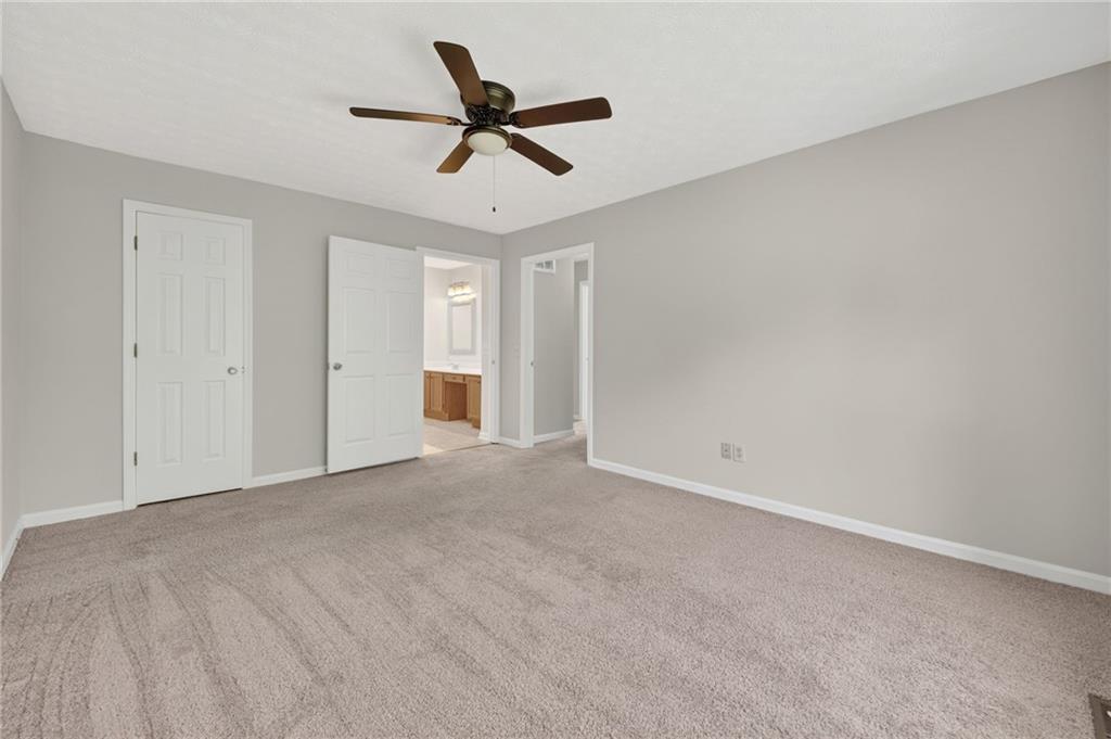 12110 Greenmont Walk