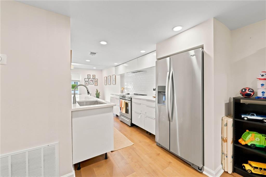 8 Ivy Ridge NE