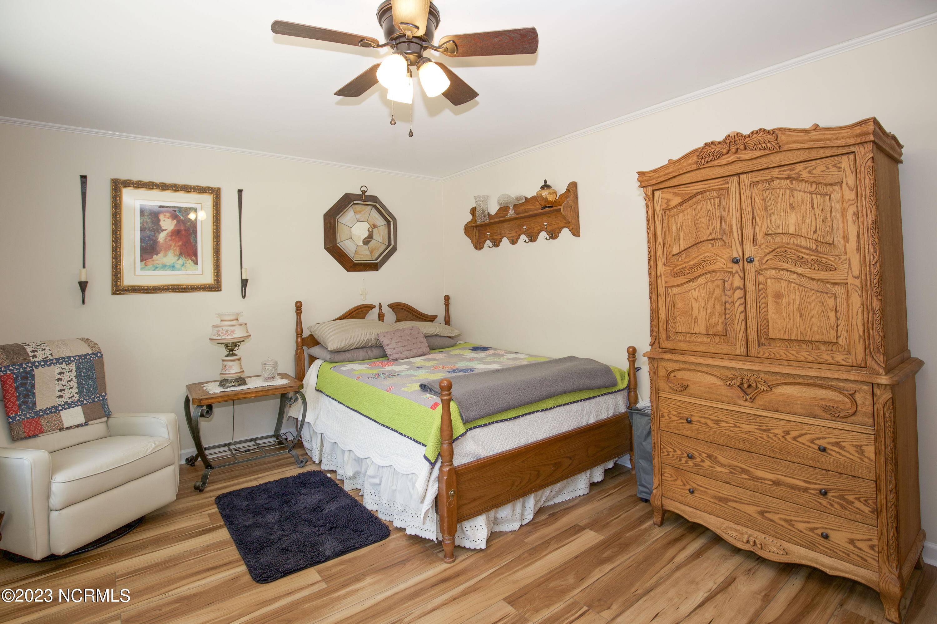 140 S Knoll Road