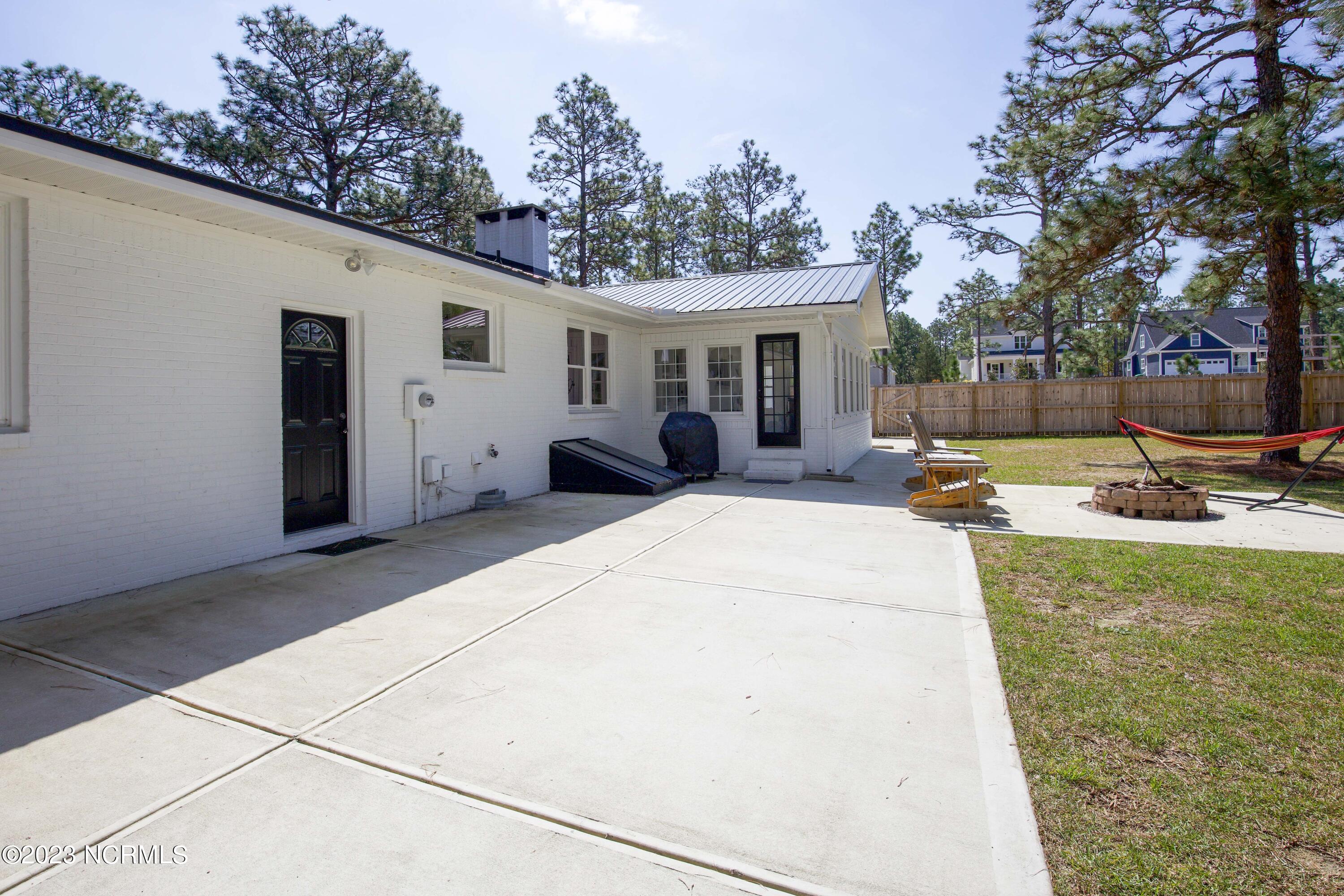140 S Knoll Road