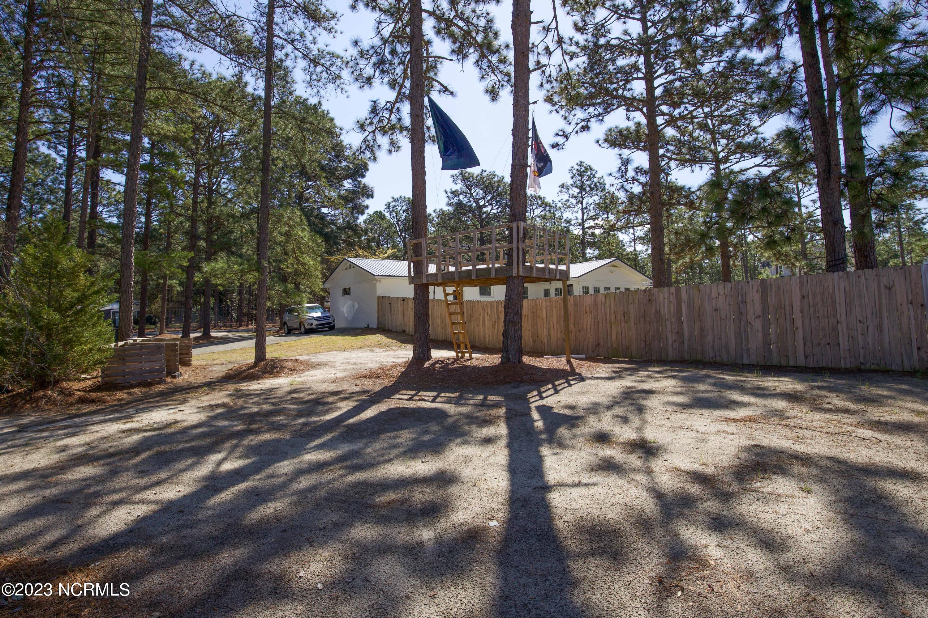 140 S Knoll Road
