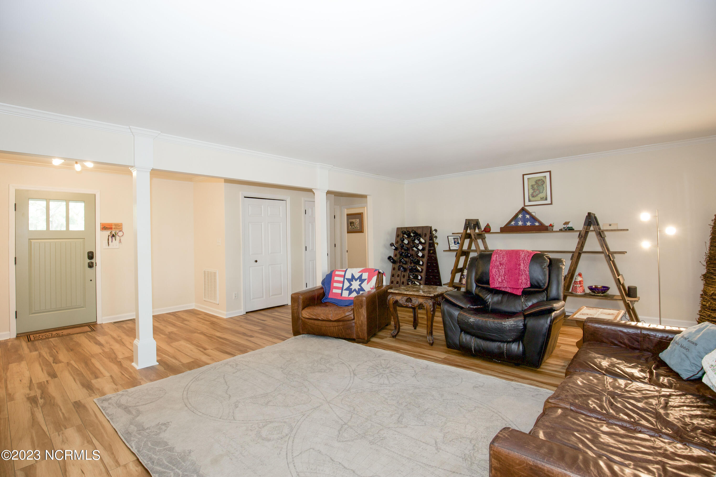 140 S Knoll Road