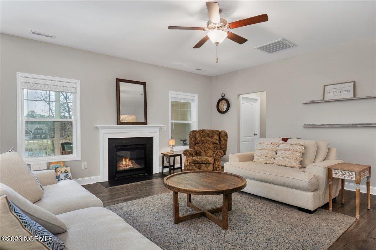 725 Avenue Of The Carolinas