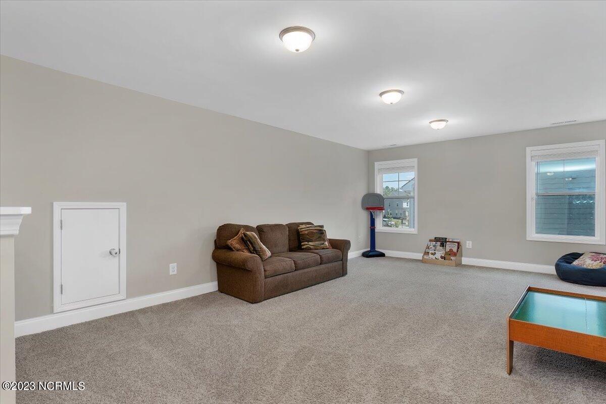 725 Avenue Of The Carolinas