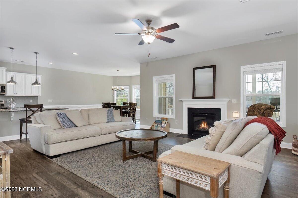 725 Avenue Of The Carolinas