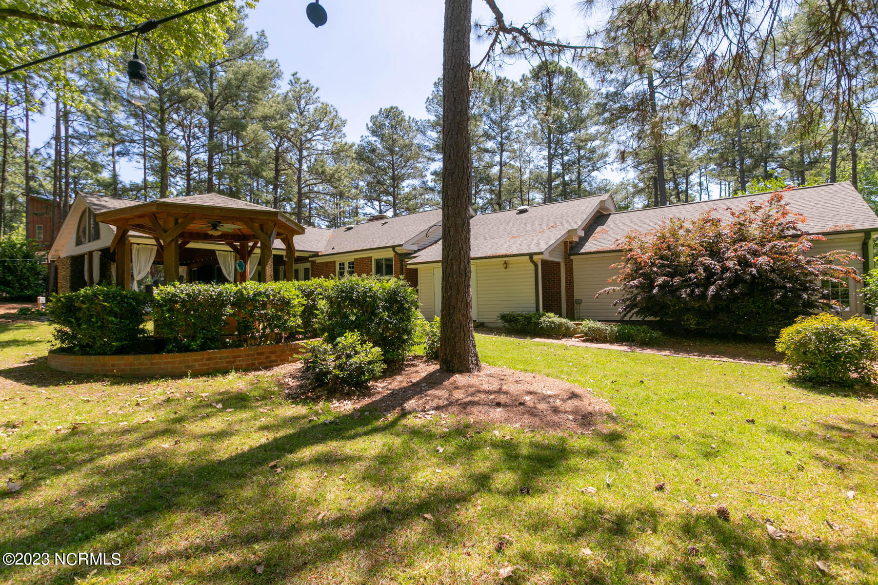 8 Martin Drive