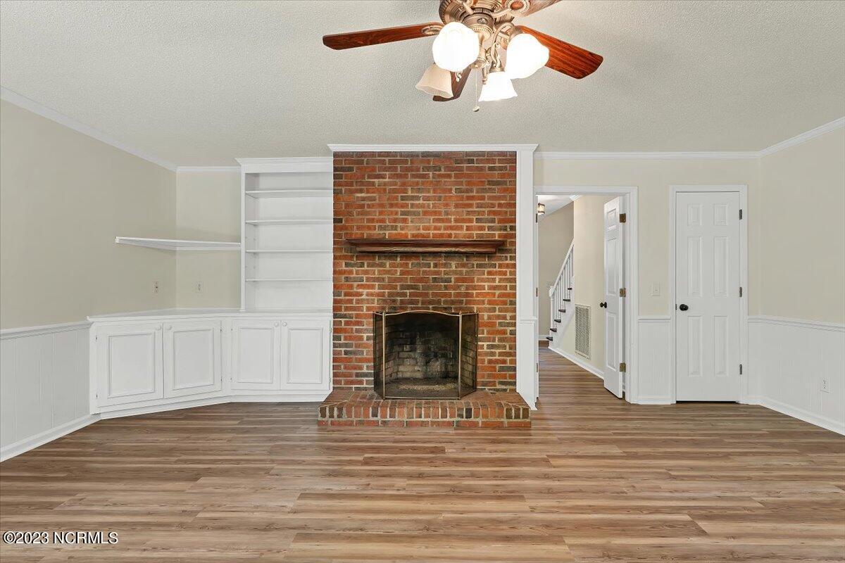 120 Cliff Court