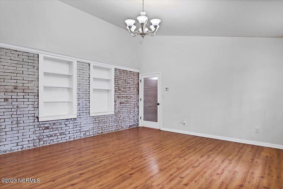 2560 Niagara Carthage Road
