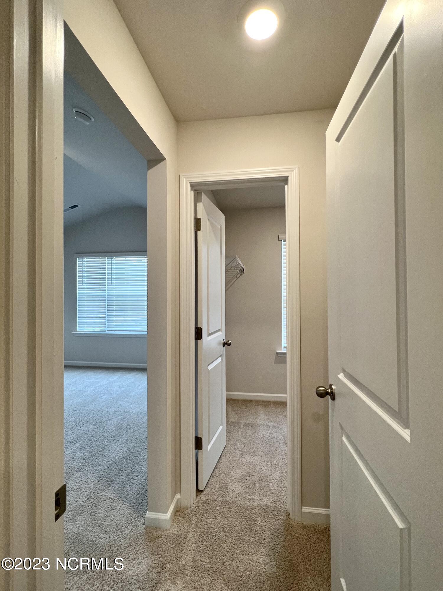 1911 Gracie Lane